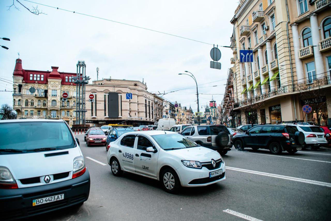 U-Compass Hostel Kiev Exterior foto